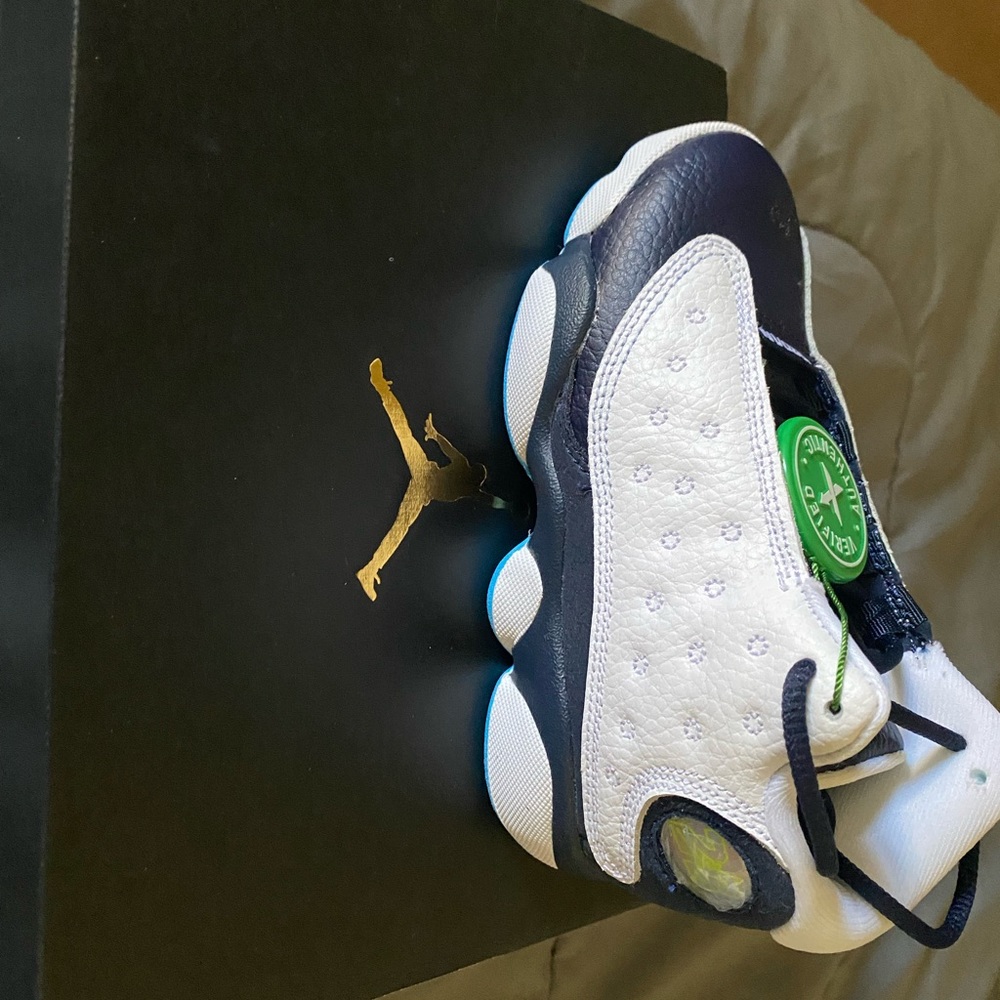 Tennis Shoes